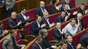 Депутати скаржаться на тисячі поправок до законопроєкту про гральний бізнес