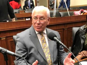 У США збираються заборонити рекламу азарту
