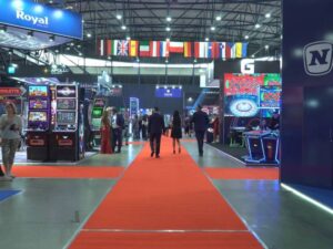 Jackpots from Zibrov’s mustache, justified expectations and an emotional conference: the first day of the “Gaming Industry” exhibition